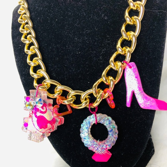 Barbie necklace - Picture 6 of 6